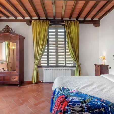 Usignolo Alloggio per agriturismo *
